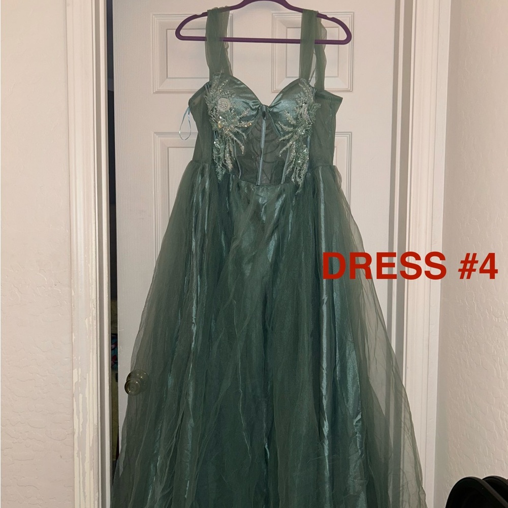 Elegant Green Evening Gown